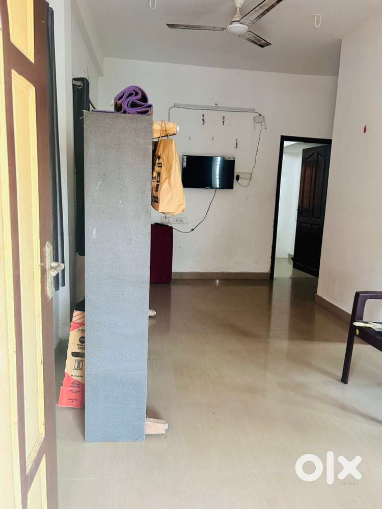 2BHK Lease - 10L , sholinganallur adjacent to HCL, wipro and Accenture