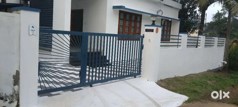 5 cents 2000 sf ft house in Pappanamcode