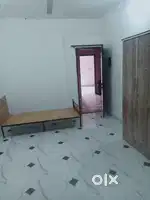 100 yard House for sale.