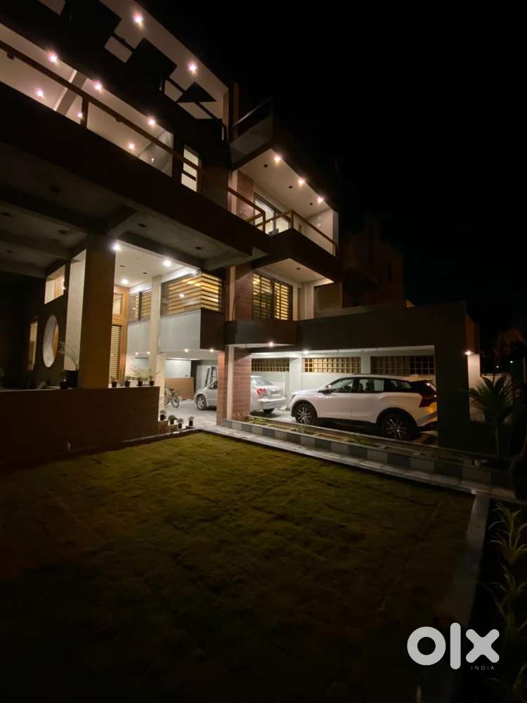 Luxury bunglow with 100% Vastu