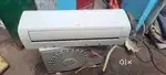 AC DAIKIN NON INVERTER 2-3 OLD HITACHI DC INVERTER