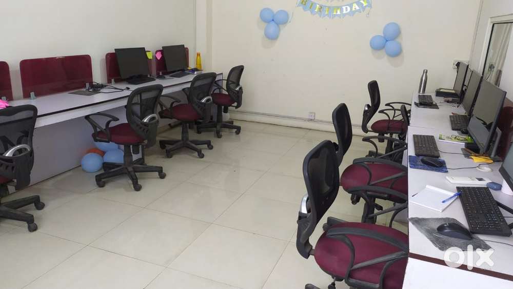 Office for rent furnised