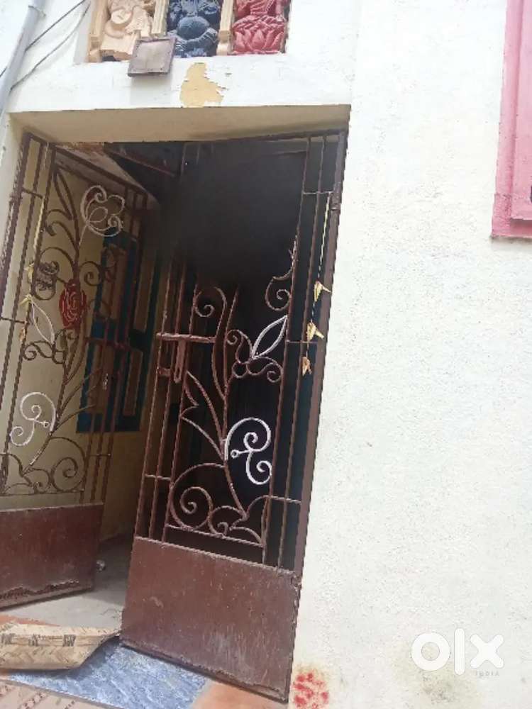 1rk houserent 5000 15k advance family bachelor allowed commission 2500