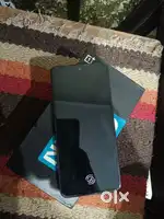 Iam sell oneplus nord 3 8+8 ram 128 gb 11 month old back glass crack