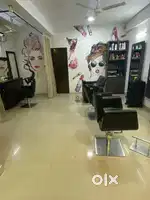Unisex salon for sale