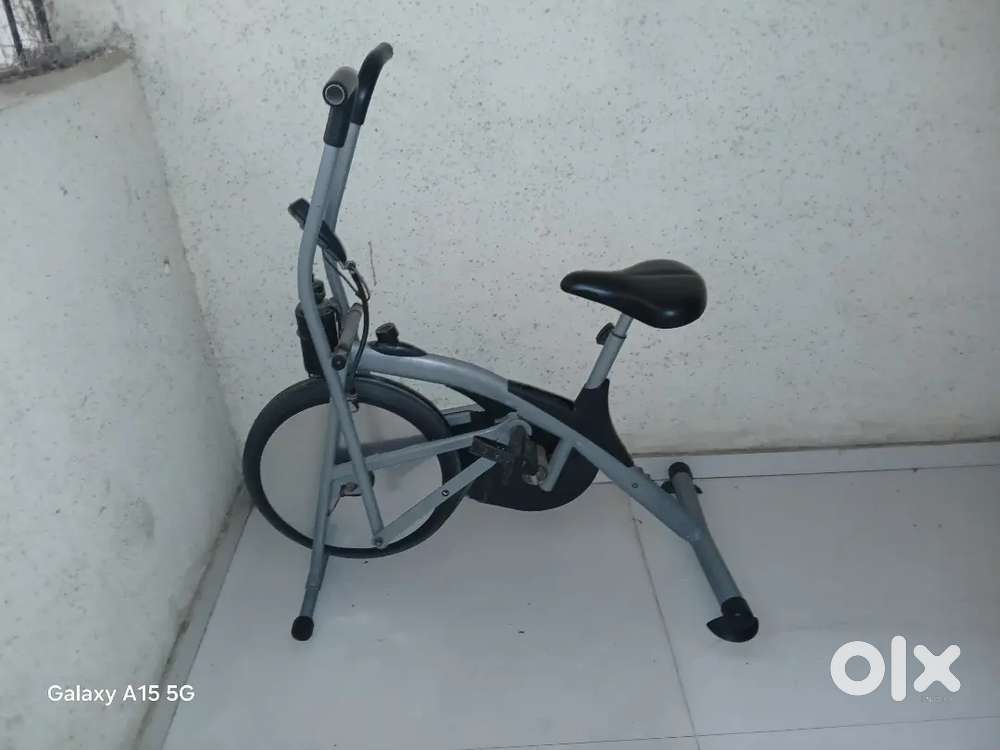 Exercise cycle