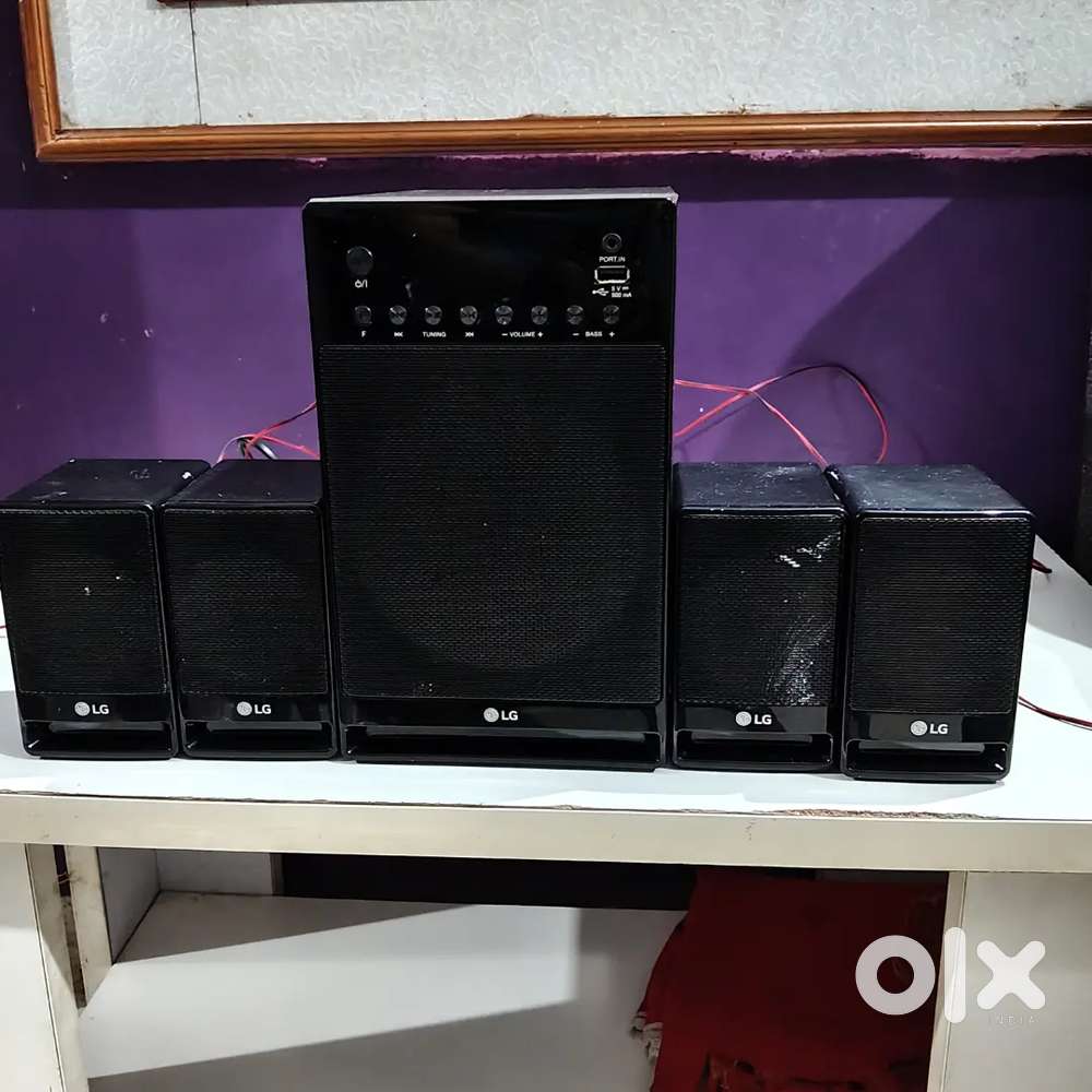 LG home theatre good condition bluetooth usb FM aux