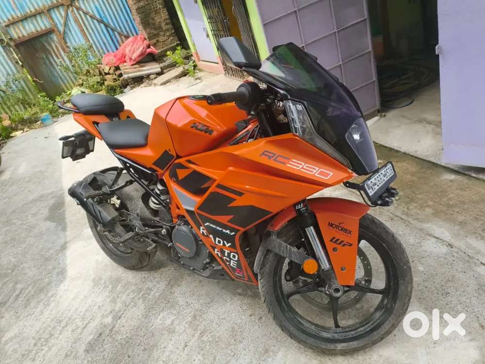 KTM RC 390 moto GP limited edition