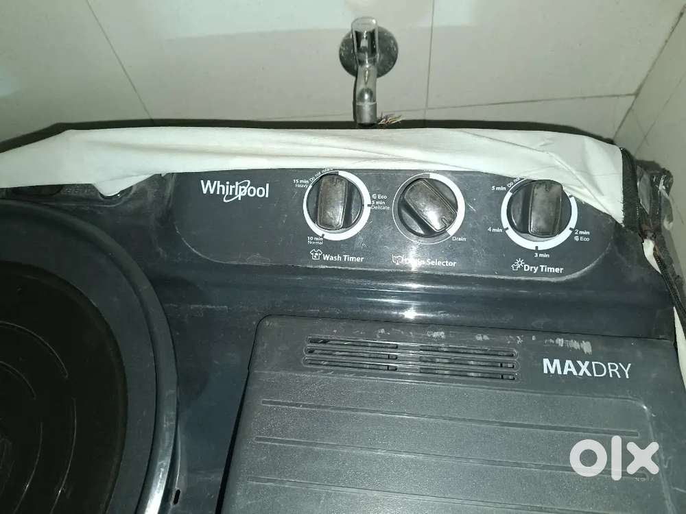 Whirlpool 7.5 Kg 5 Star Semi-Automatic Top Loading Washing Machine