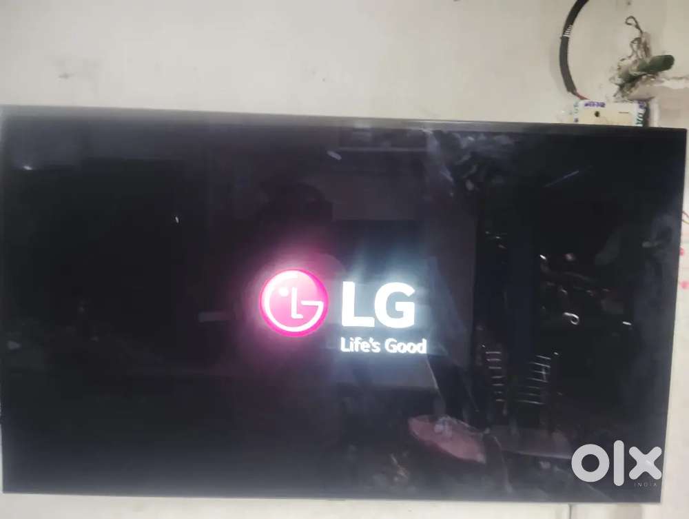 Original LG OLED 48 Inch Model 48CX1 Smart LED TV 2023 Mint Condition