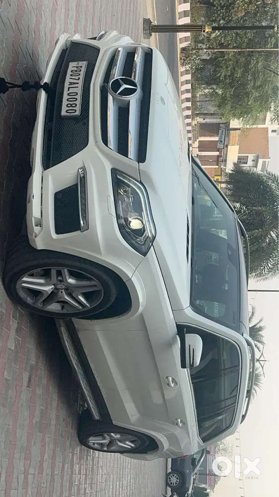 Mercedes-Benz GL-Class 2013 Diesel 80000 Km Driven