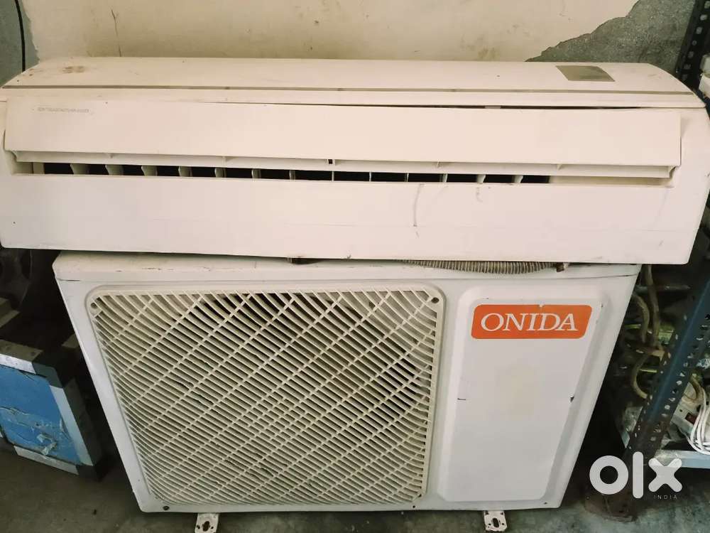 ONIDA 1.5 ton split A/C in good condition