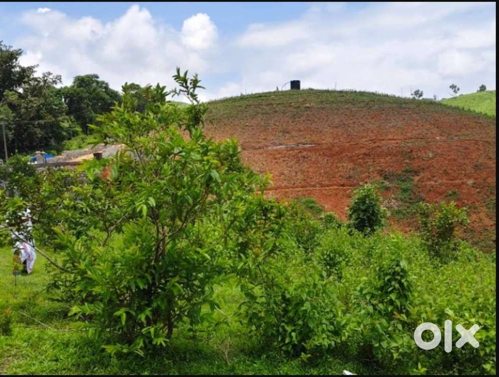 1 acre of Land in Vagamon