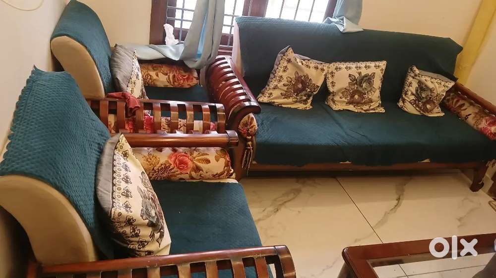Sagwan wooden Sofa 5 seater 3+1+1