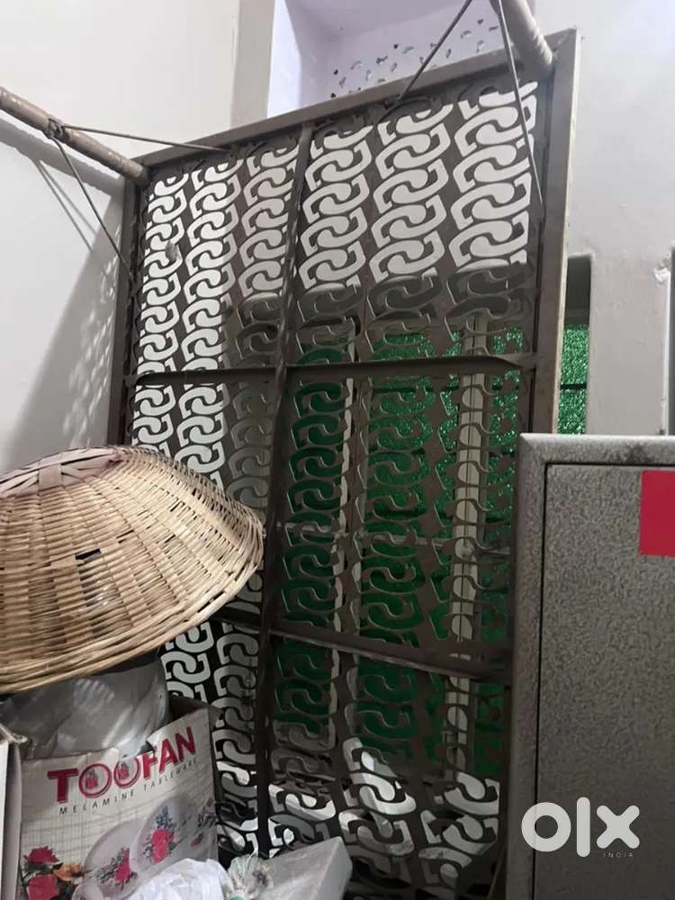 Iron bed small size 4x3