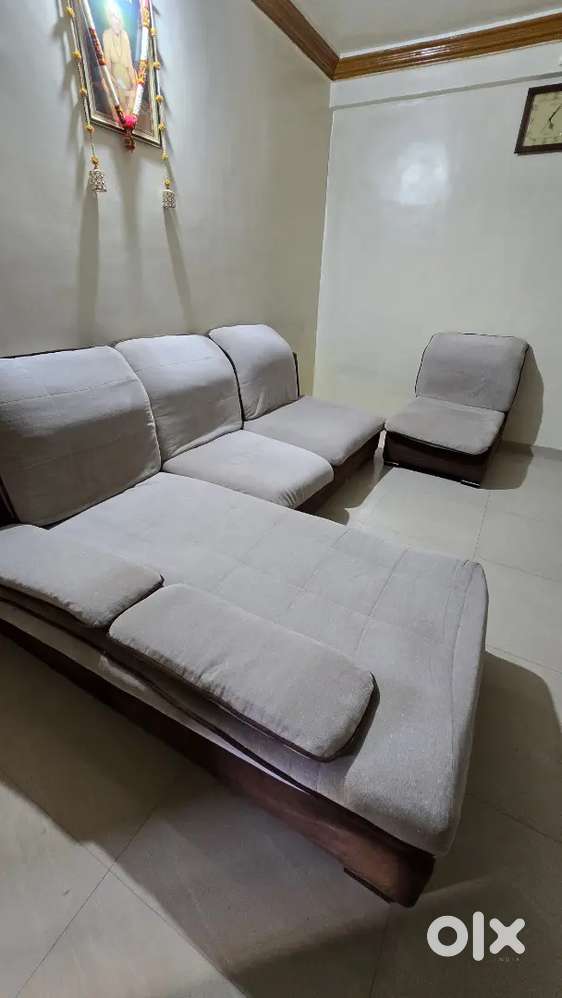 L - Shape Sofa - 5 Seater ( 2 + 2 + 1)