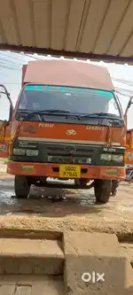 Eicher 10.59 14feet container
