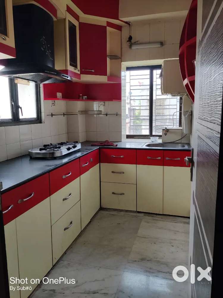 Tagore Park 3bhk full furnished flat for rent