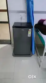 Midea fridge 93 L