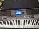 Yamaha psr i400 keyboard ready for sale.