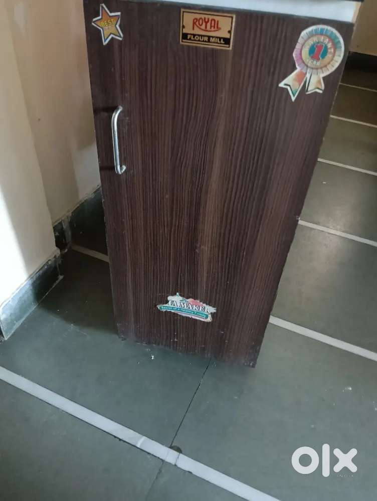 Royal company Ghar Ghanti Aata Maker Complete Working me ha