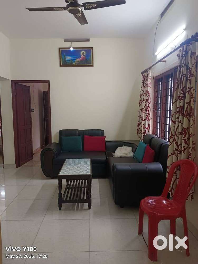 2 Bhk Furnished House 1st flr nr Kadavanthra Elamkulam jn for Employed