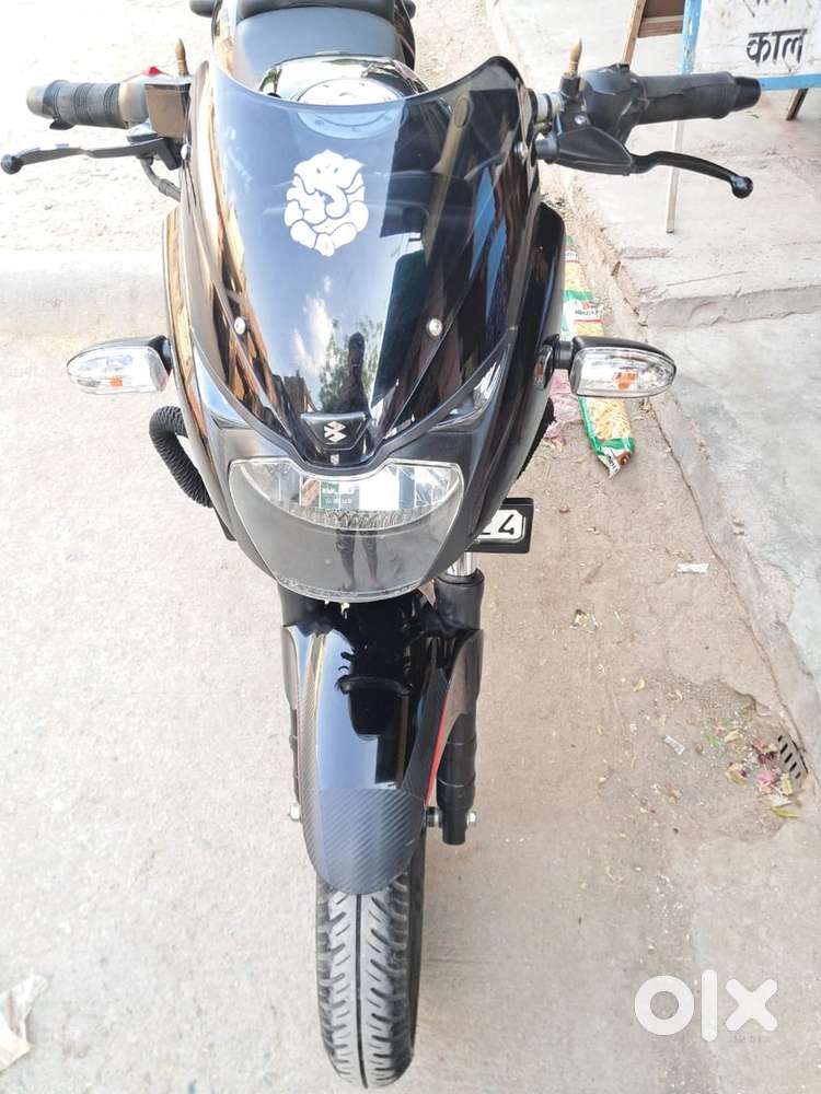 Pulsar 150 BS6 twin disk