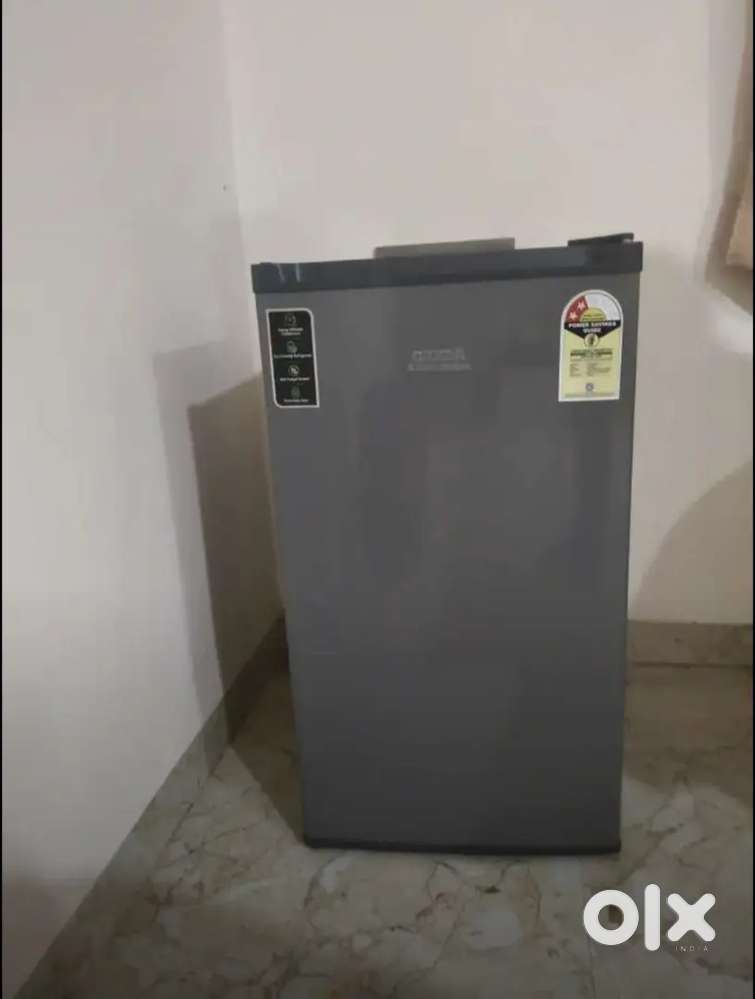 Fridge used only for 1 year and with compressor
warenty for 4 year