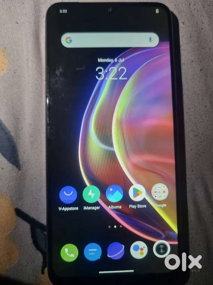 Vivo v 21 5g / 8 + 4/128 gb strorage mobile me koi bhi problem nhi hai