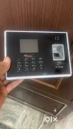 Realtime C121 TA with Battery Time & Attendance Biometric Machine