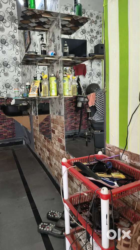 Hairstyle in salon complete professional
