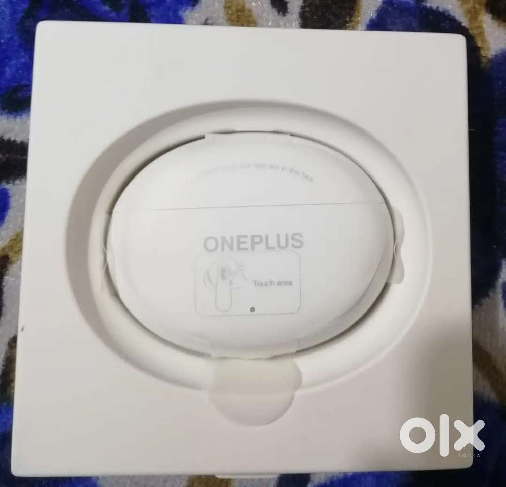 One Plus Buds 3 Brand New-Original Price - 2700 and Offer Price -2100
