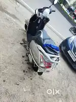 Honda Activa 125 5g Single handled Disc Brakes Corborator Scooty.