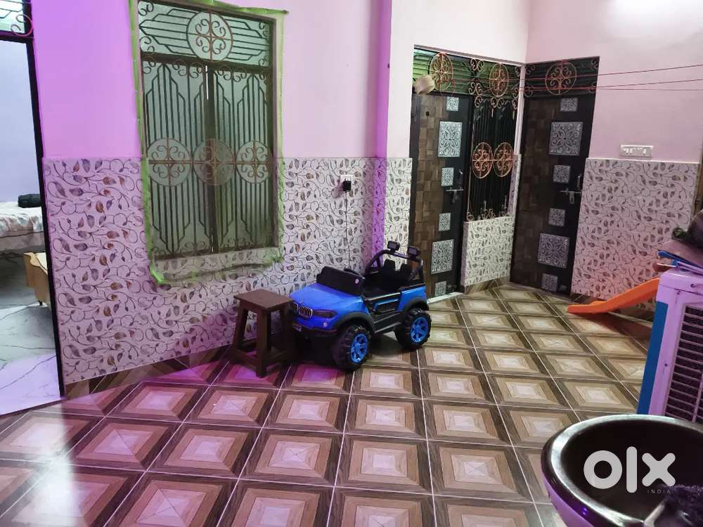 किराए पर फ्लोर उपलब्ध  परिवार / स्टूडेंट्स के लिए बेस्ट