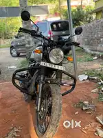 Hunter350 2022 model 16000 km