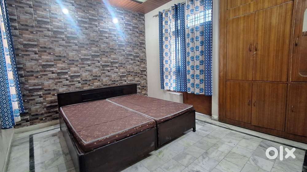 2 BHK in a Gated Society on Canal Rd