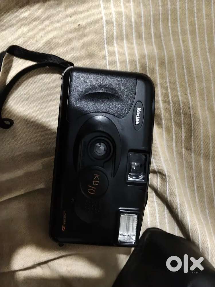 Kodak KB10 Vintage 35mm Film Camera  Unused  With Pouch