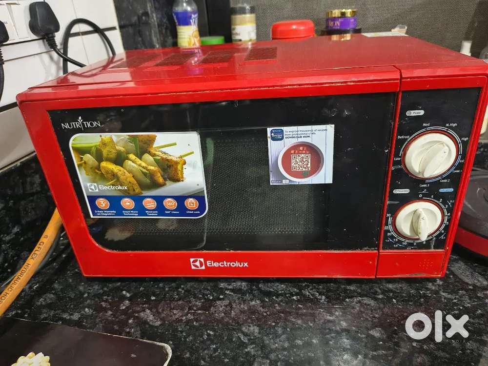 ELECTROLUX 20 L MICROWAVE OVEN