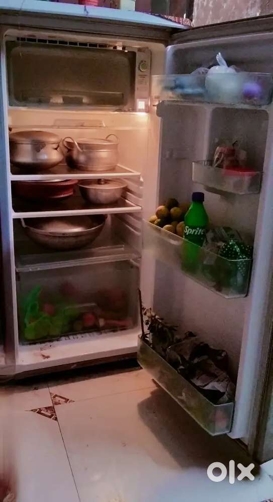 Samsung single door refrigerator.