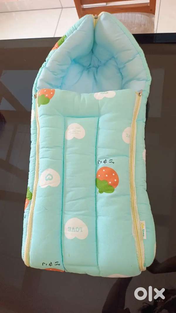 New born sleeping bag and sleeping bed with mosquito nets