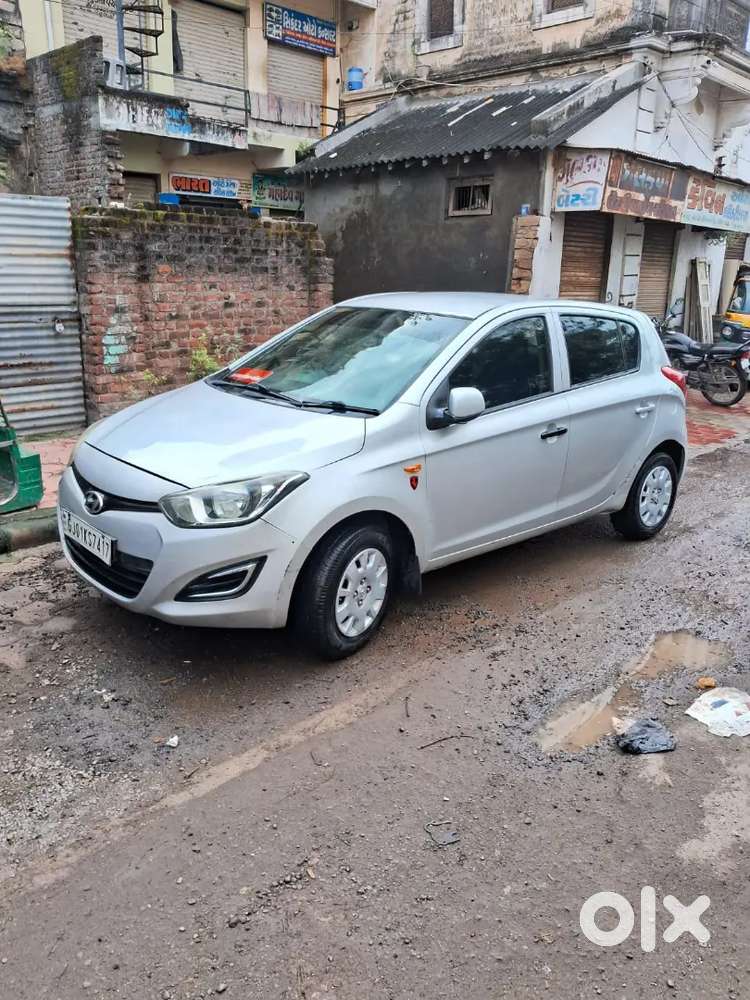 Hyundai i20 2013 Petrol Well Maintained