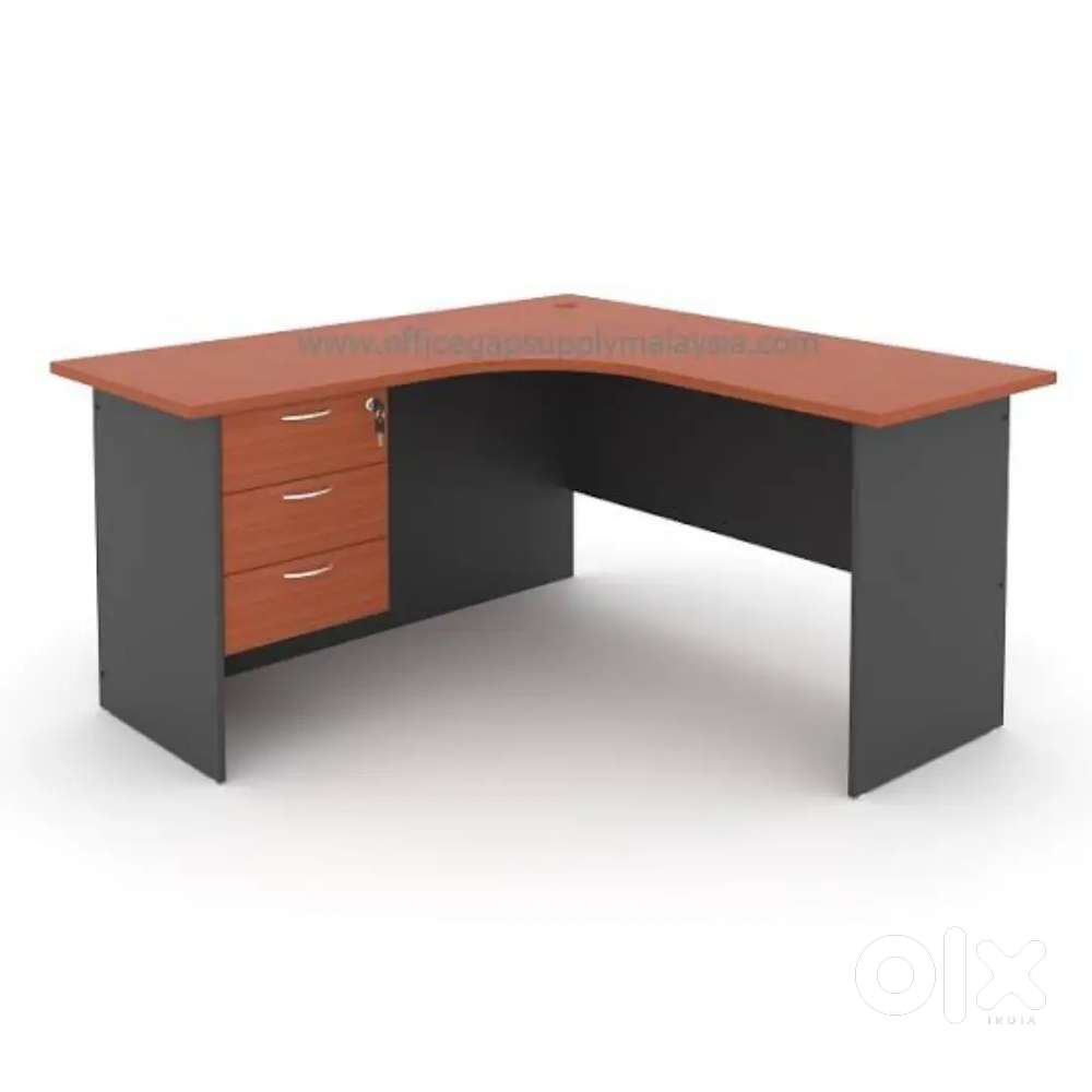 Lshaped table with drawer brand new