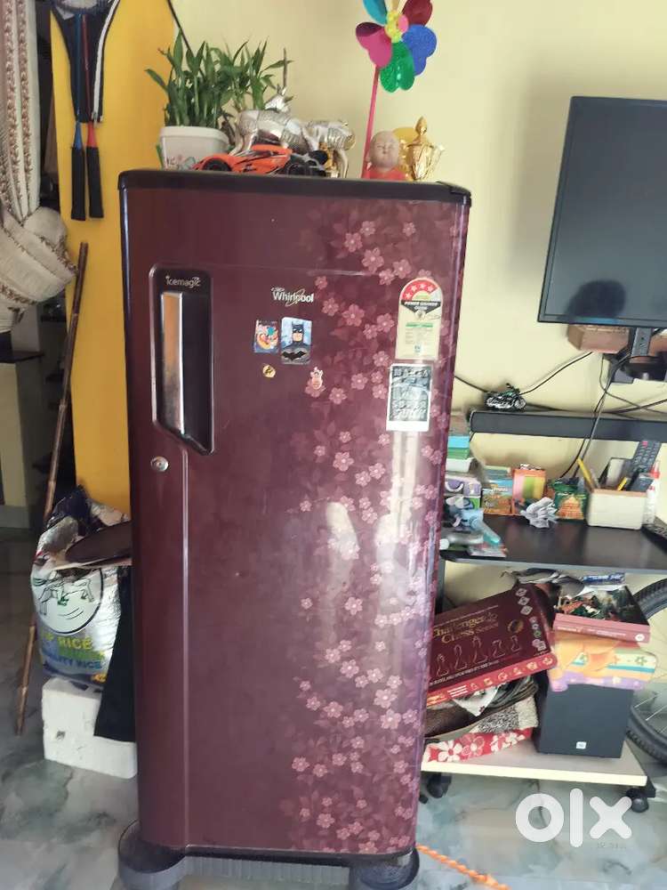 Whirlpool Single door Fridge