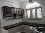 Independent house 5bhk office space at vyttla junction 40000rs