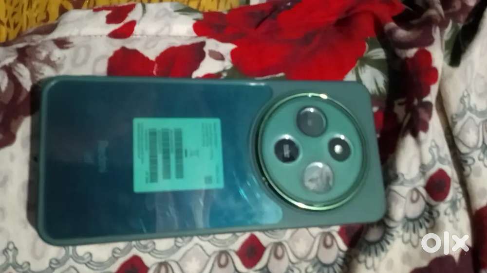 Display -17.47cm 120hz refresh rate 5g Qualcomm Snapdragon 4gen 2 5g