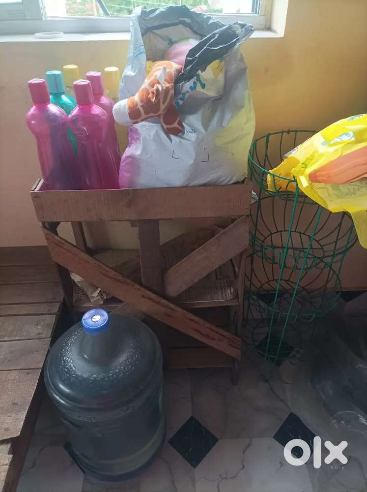 1 single bed with a book self and vegetables self