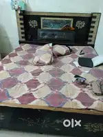 Queen size bed