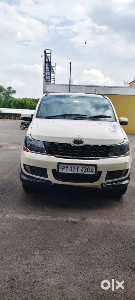 Mahindra Xylo 2013