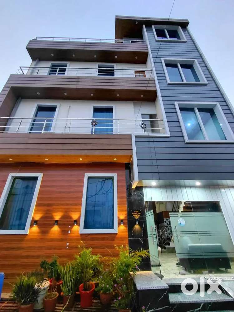 Yoga teacher training dance