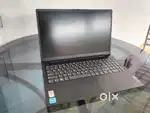Lenovo V 17